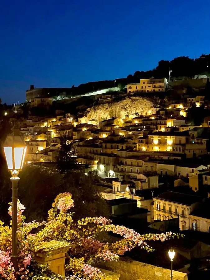 Villa Ludovica A Pochi Passi Da Marina Di Ragusa Punta Secca